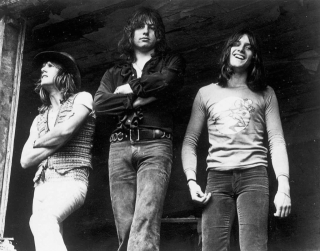 photo/a2cb3783-cbdc-42ee-b67f-6f67ba3b7021-3